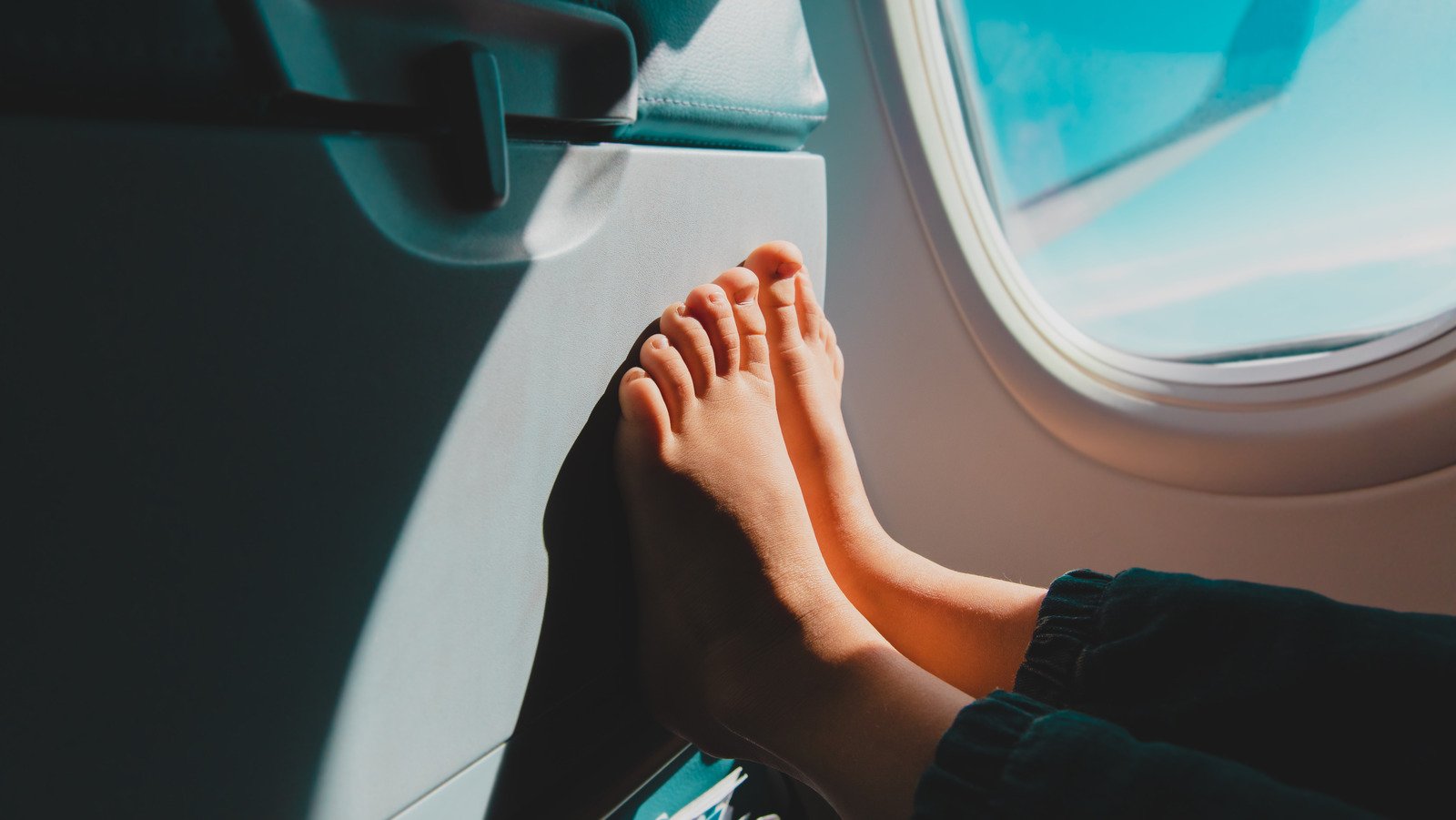 Feet Swell When Traveling? Here's Why You Shouldn't Be Too Concerned
