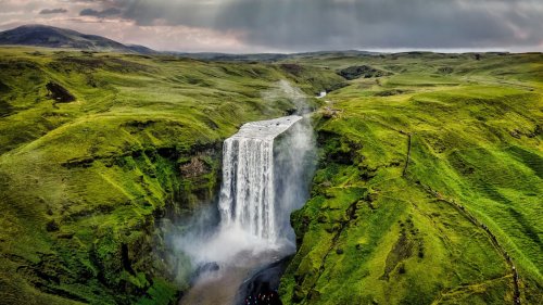 Don't Take A Vacation To Iceland Without These Essential Travel Hacks