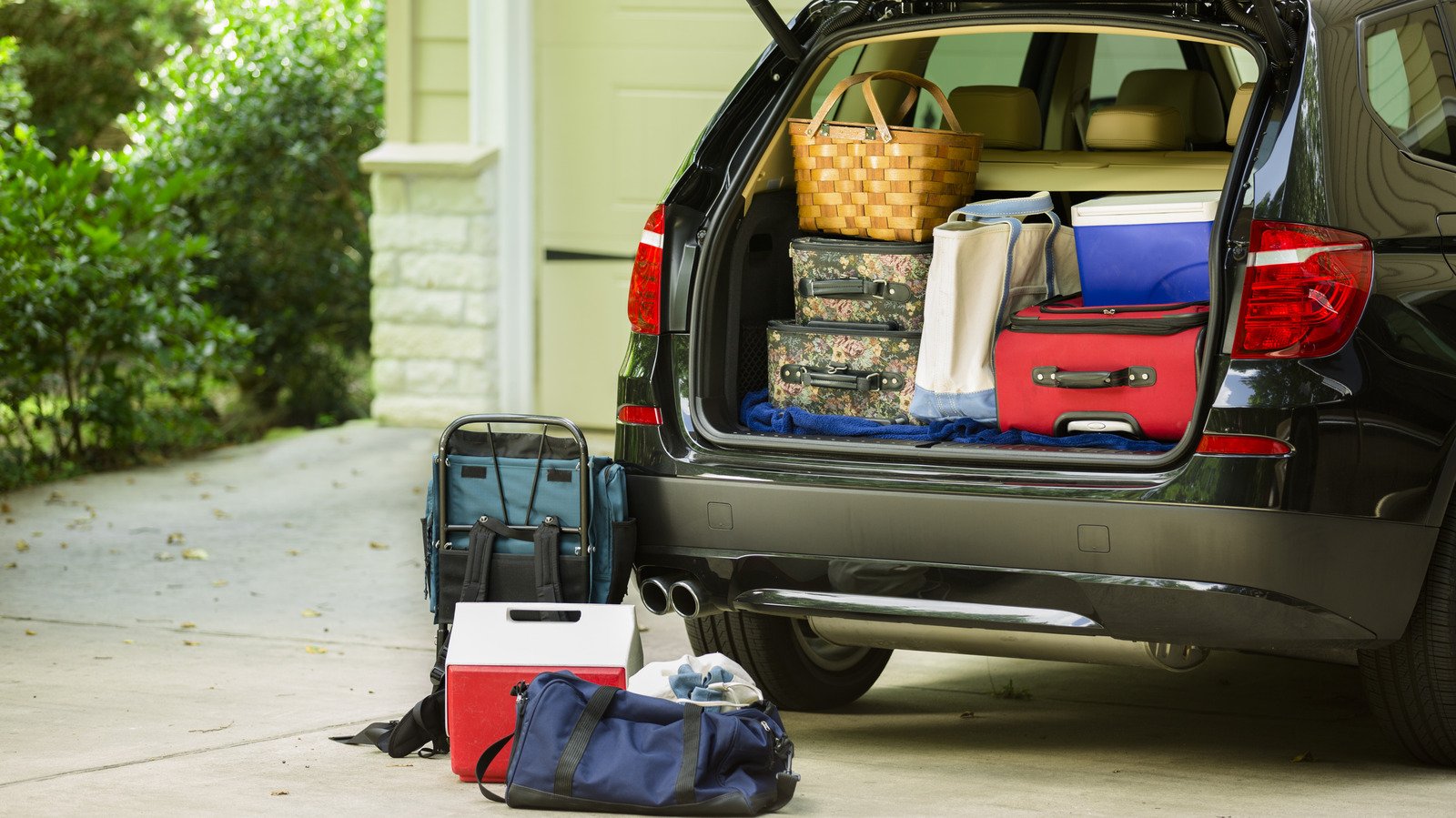 The Best Way To Organize Your Trunk For A Road Trip