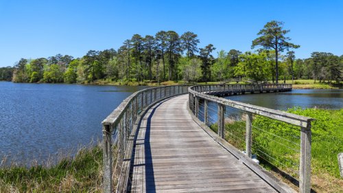 This Charming Georgia Town Is Brimming With Outdoor Activities And Natural Scenery