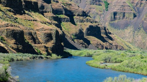 Oregon's Best-Kept Secret Is Its Second-Largest State Park Brimming With Deep Scenic Canyons