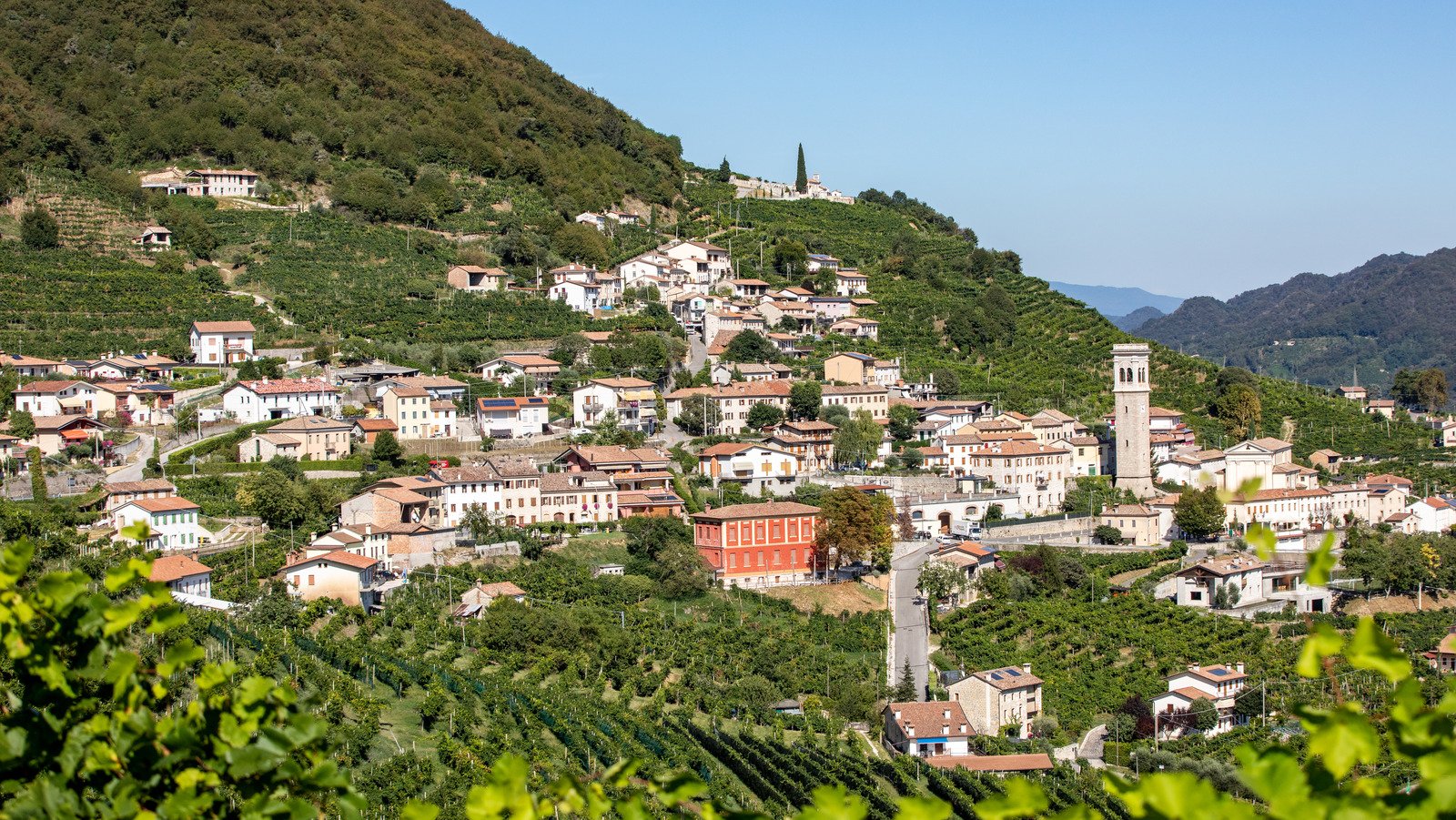 The Enchanting, Hilly Destination Wine Lovers Can't Skip On A Trip To Italy