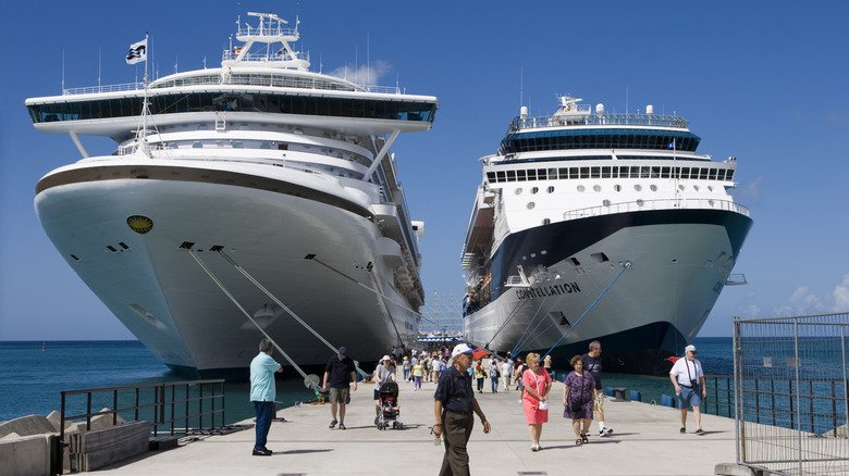 The Illegal Cruise Behavior That Can Get You In Serious Trouble - cover