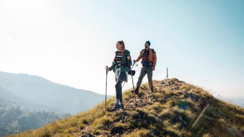 Helpful Tips For Hiking Downhill That Will Save Your Joints Over Time