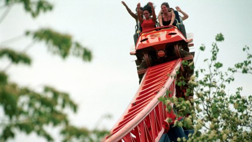 Think Twice Before Visiting This Popular Theme Park, As It's The Dirtiest In The US