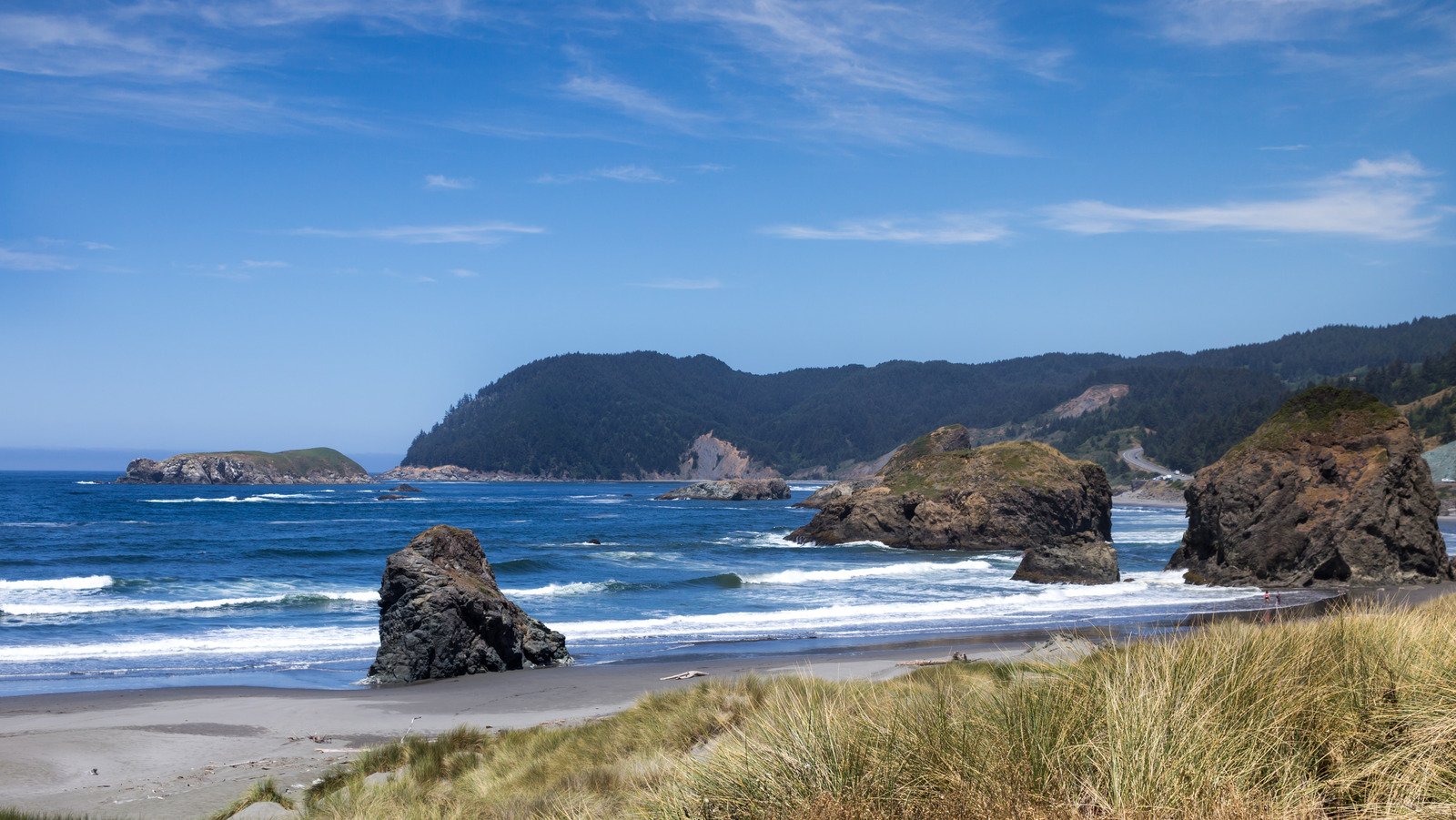 Take A Break From The Crowds And Visit This Underrated Southern California Beach