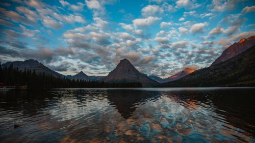 This Hidden Gem Lake Is A Can't-Miss Spot On A Trip To Glacier National Park