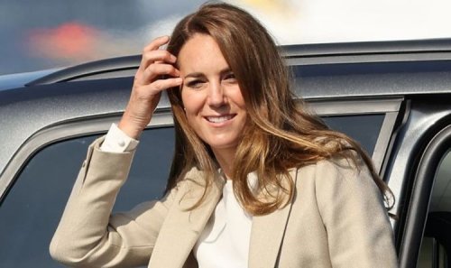 Queen Kate! Royal fans gush at beautiful new pictures as Duchess returns from summer break