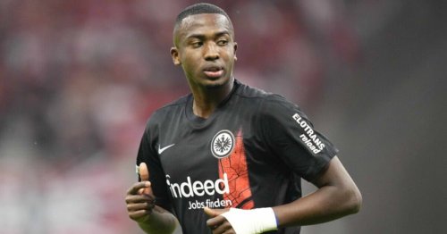 Arsenal and Liverpool 'make calls' for Willian Pacho as club demand £40m profit