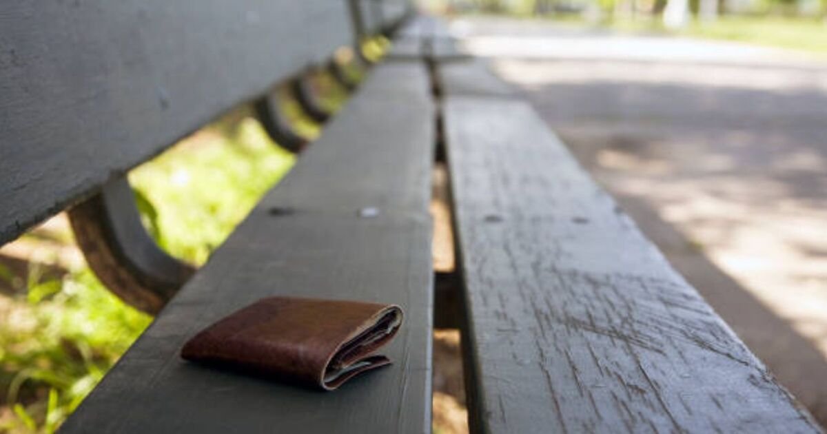 The major UK city where you can drop 10 wallets and get them all back