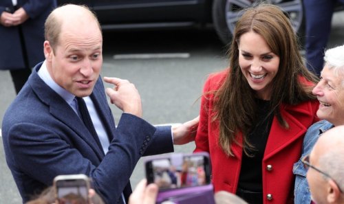 'S*** the royals are coming!' Kate and William in stitches