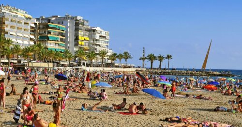 Major holiday warning issued to anyone claiming Universal Credit