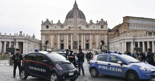Italy raises terror alert over 'sensitive' popular tourist hotspots