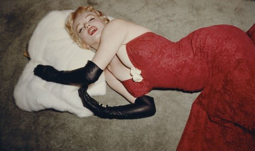 Marilyn Monroe's body was 'abandoned for hours' after death