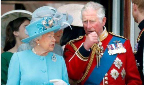 Oh, Mum! Queen made Charles 'very self-conscious' with 'embarrassing' title announcement