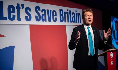 Nightmare for Starmer and Sunak as 'Red Wall' voters turning to Reform UK