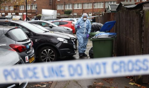 Two more teenagers arrested after fatal stabbings in London