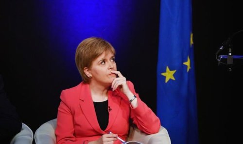 Nicola Sturgeon condemned over 'refusal to accept Brexit result' after odd flag decision