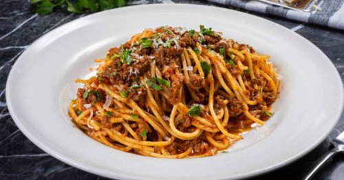 Spaghetti bolognese will be ‘rich and tasty’ if cooked with one added ingredient