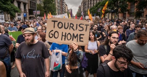 Spain chaos as sick warning sent to tourists in holiday spots loved by Brits