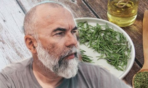 Hair loss: The at-home method that uses a herb to boost hair growth