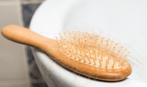 Britons should use 'hairbrush' to avoid being robbed on holiday