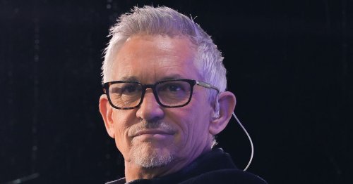 Gary Lineker 'quits BBC' as presenter steps down