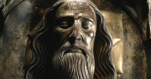 Experts say Edward III deserves his place in the pantheon of greats