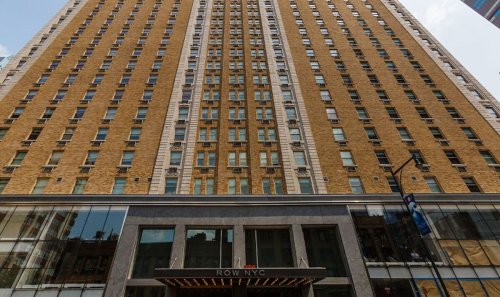 Ex-employee blows whistle on conditions inside NYC hotel now housing migrants