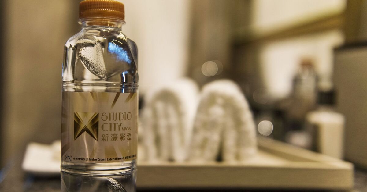 Air hostess says never enter hotel room without 'throwing bottle under bed'