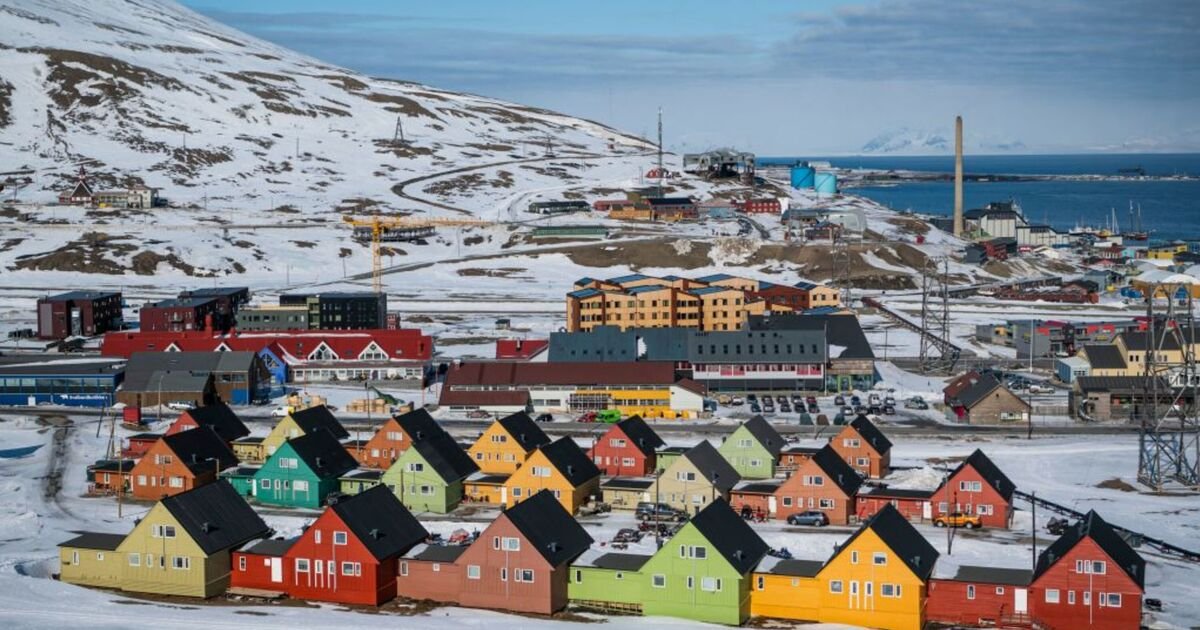 The most northern town on Earth where tourists can't leave the safe areas
