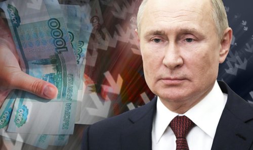 Russia in chaos as economy could completely collapse - risk of default 'imminent'