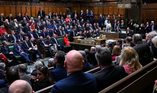 grossly-overpaid-mps-shamed-for-accepting-fresh-pay-rise-flipboard