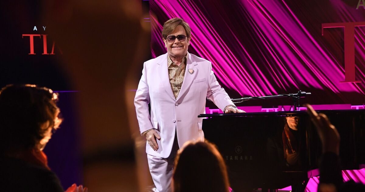 Elton John's daily phone calls helped save life of fellow Brit star