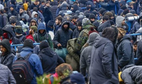 EU nightmare rages as Poland loses it after threat of MORE migrants being sent to border