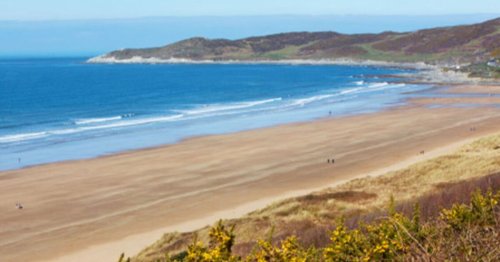 'Stunning' beach is a one of the UK's favourites with 'miles of sand'