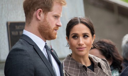 Royal Family LIVE: Sussexes 'raised eyebrows' behind palace walls during major event