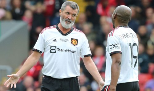 Roy Keane in 'most Roy Keane moment ever' in Man Utd legends game