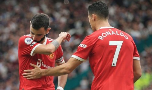 How Cristiano Ronaldo reacted after Bruno Fernandes missed Man Utd penalty in Villa loss