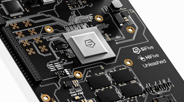 RISC-V Tiptoes Towards Mainstream With SiFive Dev Board, High-Performance CPU
