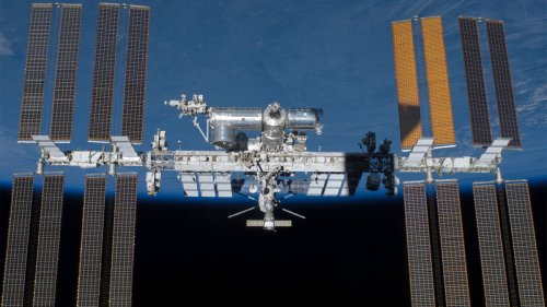 NASA Wants $1 Billion to Build 'Tug' to Deorbit Space Station