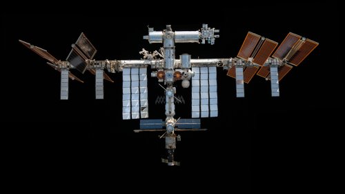 ISS Crew Seals Russian Cargo Ship Due to 'Toxic' Smell