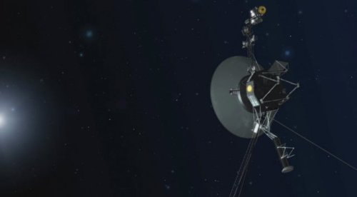 Voyager Probes Find New Electron-Accelerating Physics in Deep Space