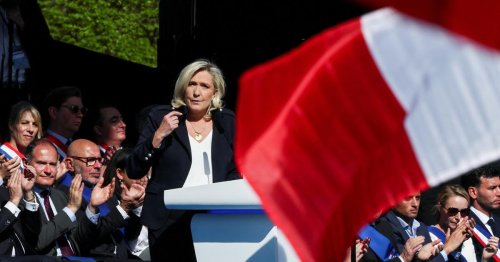 «On ne peut pas être indifférent au destin de 11 millions de Français» : Élisabeth Badinter «mal à l’aise» après la condamnation de Marine Le Pen