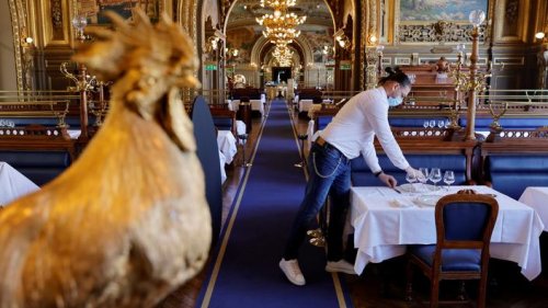 Carnet de rappel numérique: omettre de scanner le QR code du restaurant pourrait être assorti d'une lourde amende