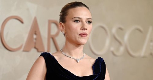 «J’ai dû en parler à mon psy» : pressée par les studios, Scarlett Johansson explique pourquoi elle n’est pas sur les réseaux sociaux