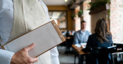 Pourquoi il vaut mieux refuser la première table qu’on nous propose au restaurant ?