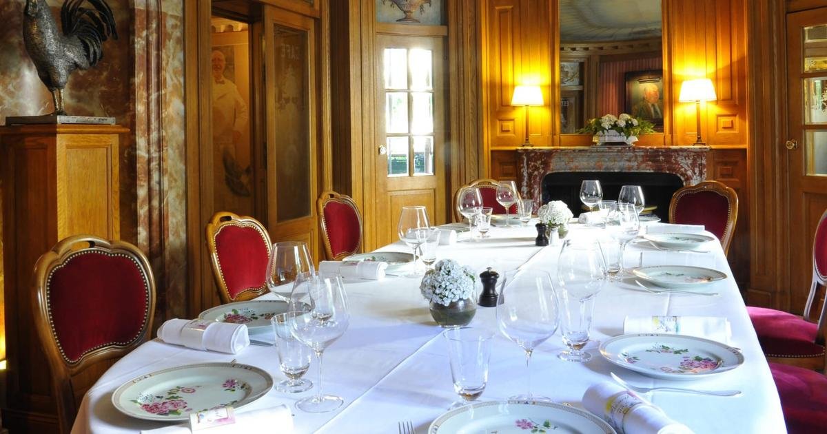 Blanc, Ducasse... La liste des 22 restaurants qui perdent des étoiles Michelin en 2025