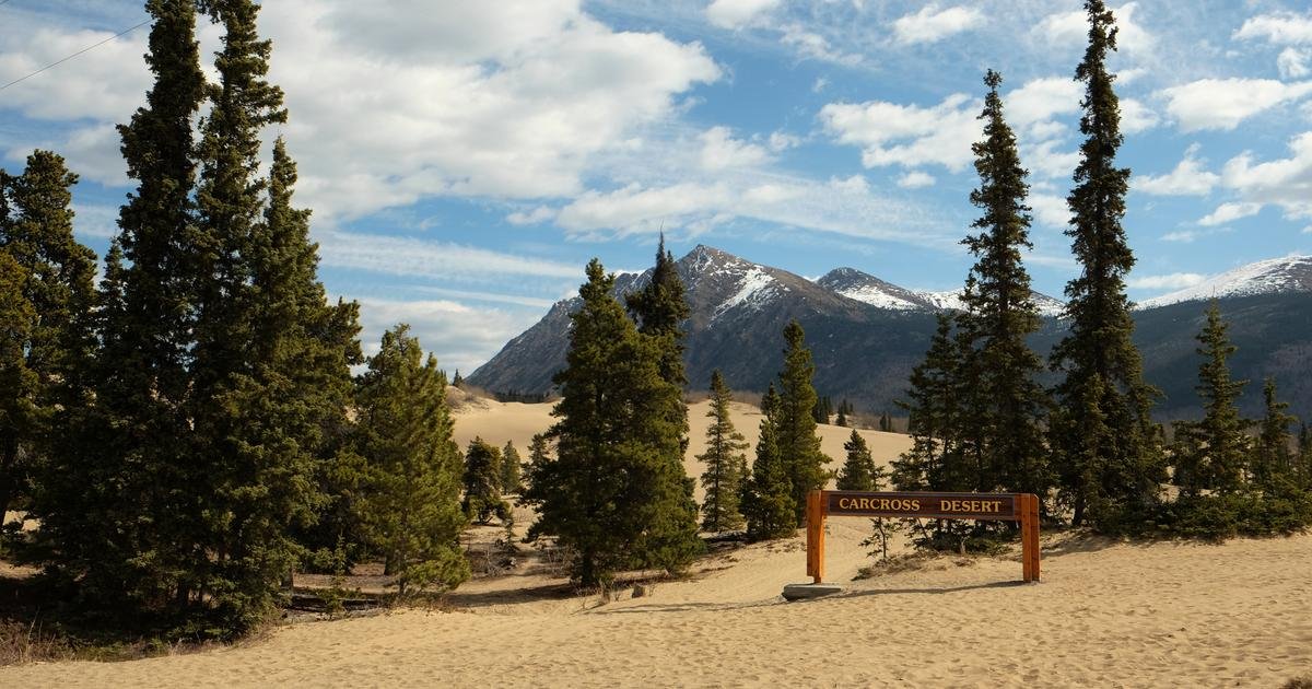 2,6 km² et entouré de montagnes : connaissez-vous l’étonnant plus petit désert du monde ?