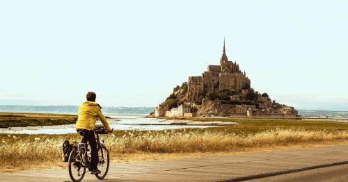 Mont-Saint-Michel, canal du Midi, bords de Loire... Notre sélection d'itinéraires pour des vacances mémorables à vélo